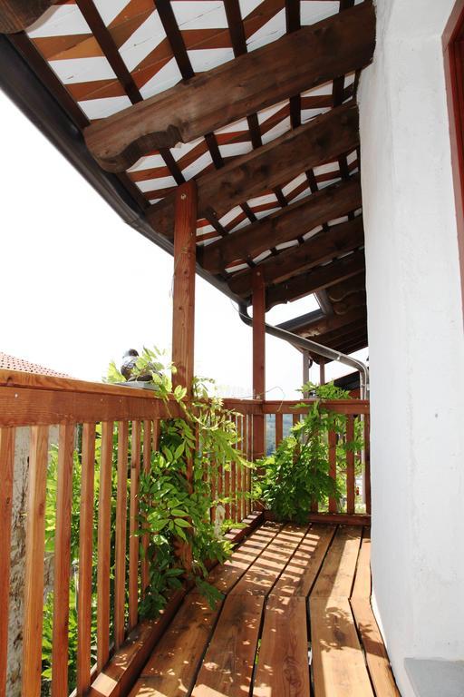 Boutique Hotel Dvor Dobrovo Exterior photo